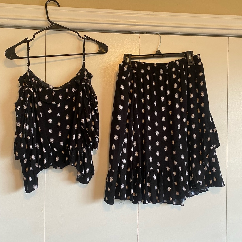2 piece set!